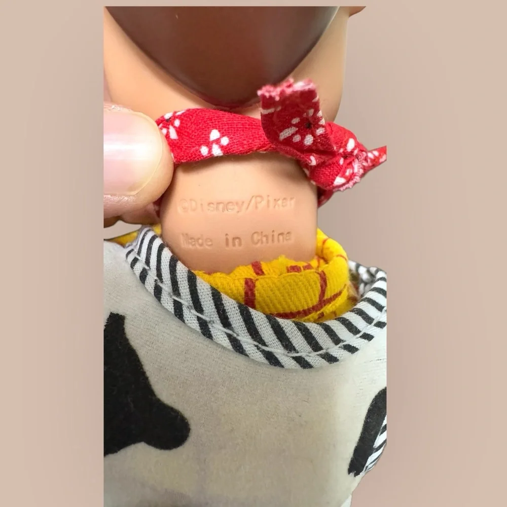 Toy Story Andy Sheriff Woody Talking Figure  With Pull String England Disney - Picture 5 of 6